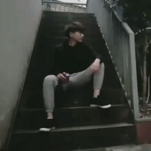 你是魔鬼吗的第一张照片--武定上门女婿服务网